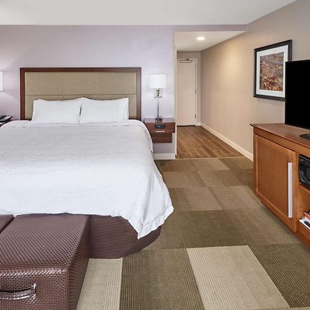 Hampton Inn Fond Du Lac Dış mekan fotoğraf